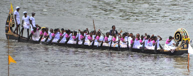 Boat_races_of_Kerala_DSW.JPG